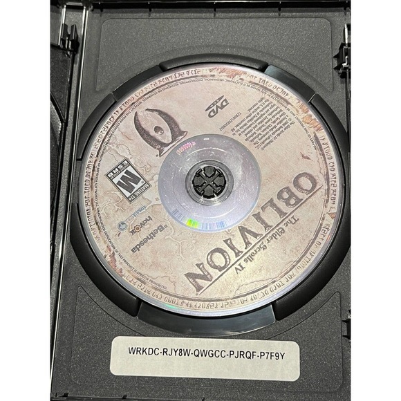 Fallout 3 & Oblivion Double Pack PC Complete in Box (2 Disc Set, 2012) Pre-Owned - Picture 4 of 5